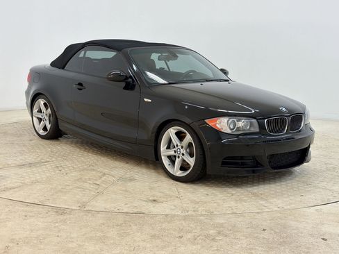 Used 2009 BMW 135i Convertible RWD image 6
