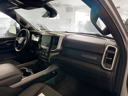 Used 2022 RAM 1500 Big Horn AWD/4WD image 12