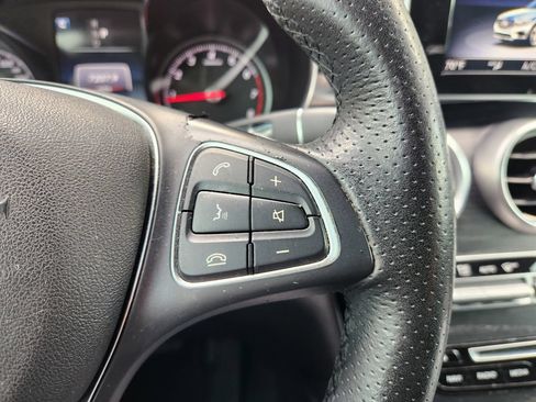 Used 2018 Mercedes-Benz GLC 300 image 30
