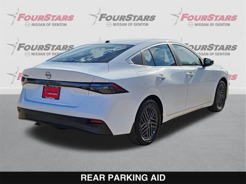 New 2026 Nissan Sentra SV image 4