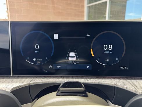 Used 2024 Hyundai Santa Fe Calligraphy image 18