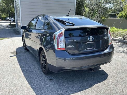 Used 2013 Toyota Prius Four FWD image 4