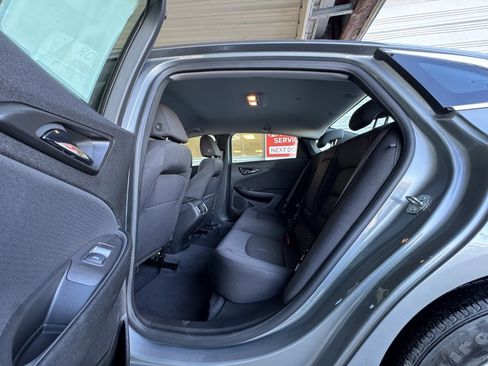 Used 2023 Chevrolet Malibu LT image 17