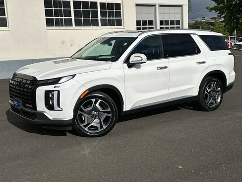 Certified 2025 Hyundai Palisade SEL AWD/4WD image 1