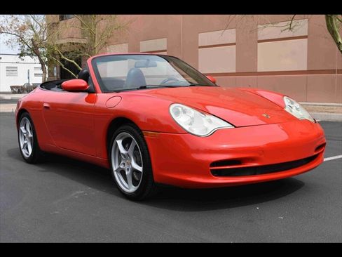 Used 2004 Porsche 911 Carrera 4 image 5