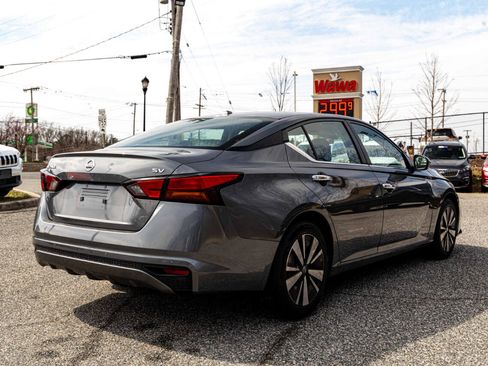 Used 2022 Nissan Altima 2.5 SV image 6