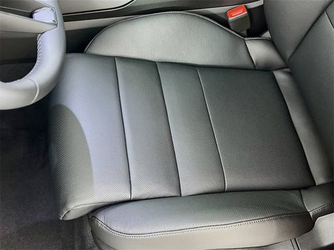 New 2026 Porsche Cayenne Base image 22