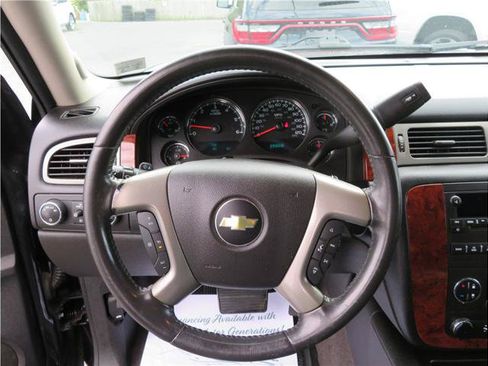 Used 2013 Chevrolet Tahoe LT AWD/4WD image 10
