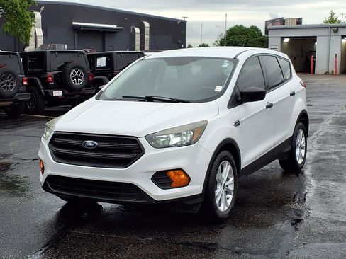 Used 2019 Ford Escape S FWD image 2