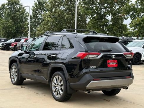 Used 2025 Toyota RAV4 Limited FWD image 4