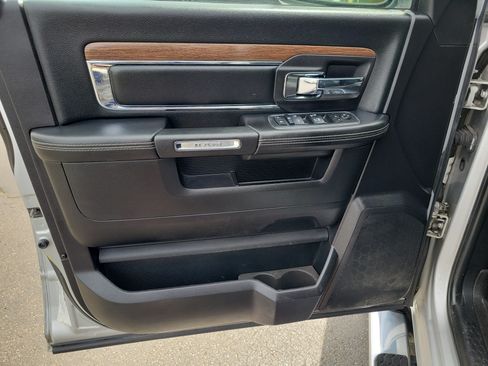 Used 2016 RAM 1500 Laramie AWD/4WD image 20