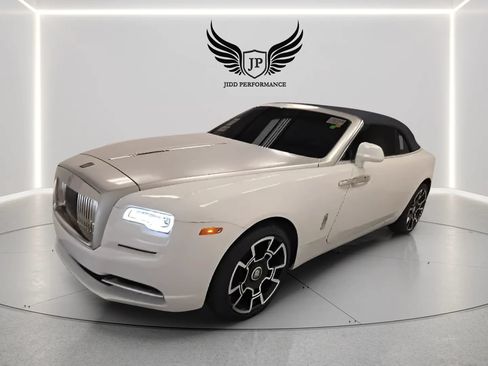 Used 2016 Rolls-Royce Dawn RWD image 3