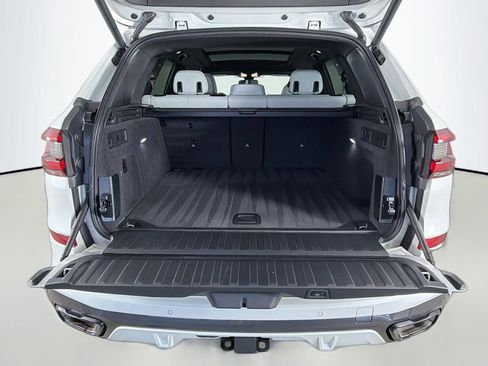 Used 2023 BMW X5 sDrive40i w/ M Sport Package RWD image 27