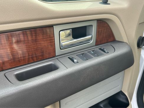Used 2010 Ford F150 Lariat AWD/4WD image 24
