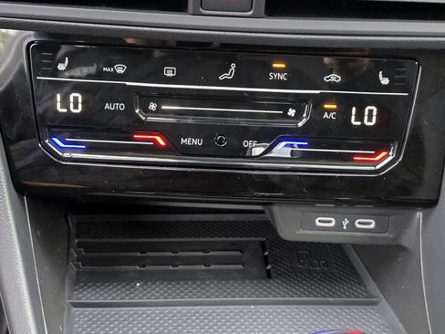 New 2026 Volkswagen Jetta SE image 17