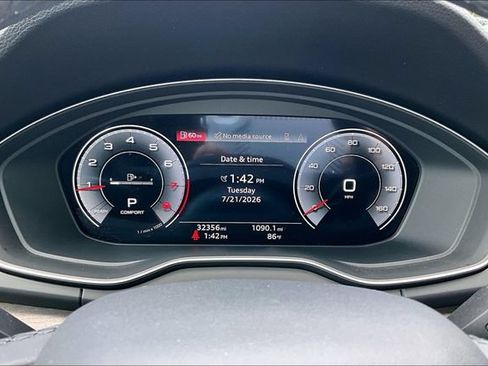 Used 2022 Audi Q5 2.0T Premium Plus AWD/4WD image 16