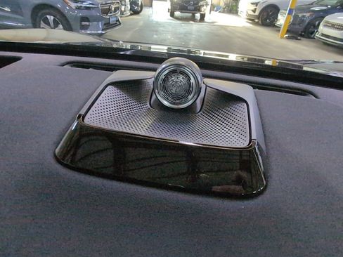 Used 2025 Polestar Polestar 3 image 23