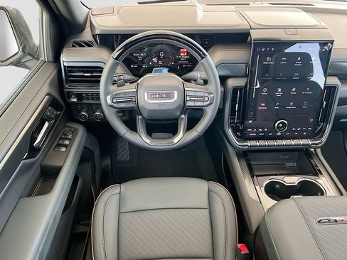 New 2026 GMC Yukon AT4 w/ AT4 Premium Plus Package AWD/4WD image 16