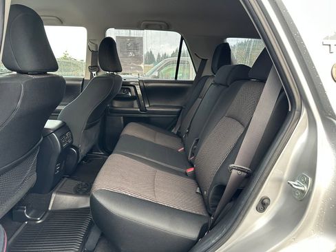 Used 2019 Toyota 4Runner TRD Off-Road image 15