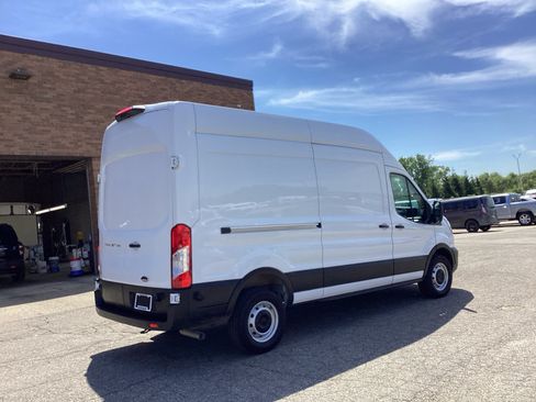 Used 2024 Ford Transit 250 148 High Roof RWD image 2