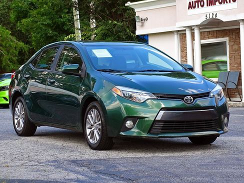 Used 2015 Toyota Corolla LE Premium FWD image 11