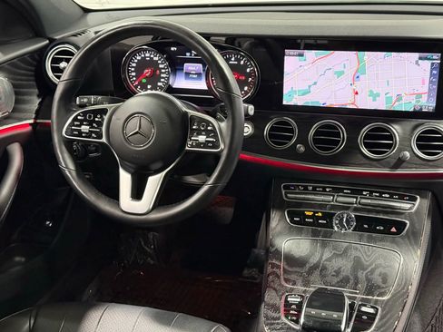 Used 2019 Mercedes-Benz E 300 4MATIC w/ Premium 1 Package image 23