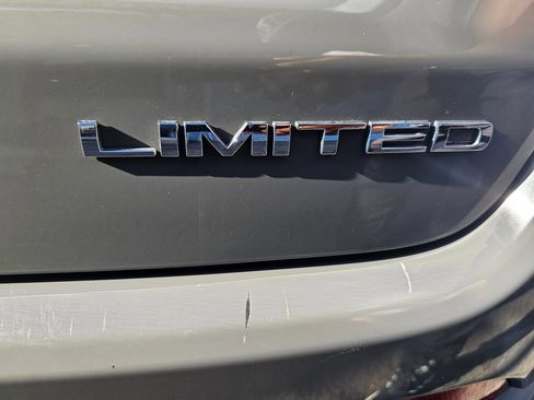 Used 2020 Jeep Compass Limited AWD/4WD image 34
