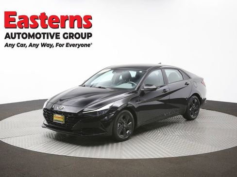 Used 2023 Hyundai Elantra SEL FWD image 56