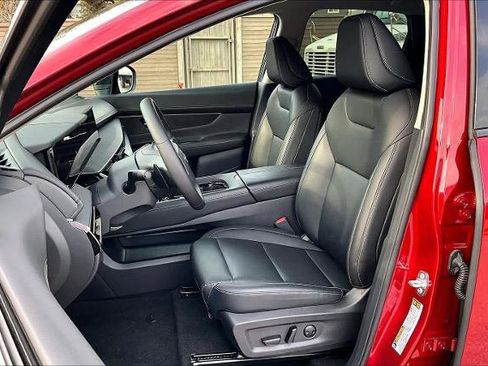 Certified 2025 Nissan Murano SV FWD image 8