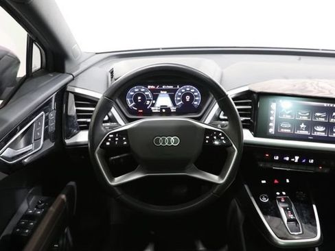 Used 2022 Audi Q4 e-tron Premium AWD/4WD image 11