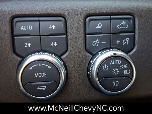 Used 2022 GMC Sierra 1500 SLT w/ SLT Convenience Package image 25