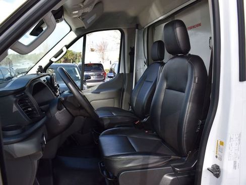 Used 2022 Ford Transit 350 DRW image 6