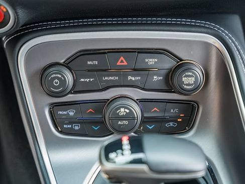 Used 2022 Dodge Challenger SRT Hellcat RWD image 38