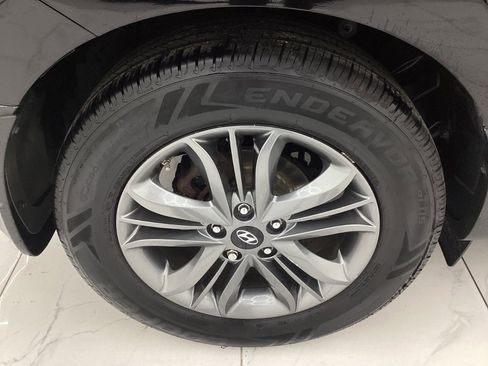 Used 2015 Hyundai Tucson GLS image 44