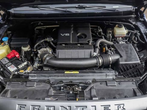 Used 2022 Nissan Frontier PRO-4X w/ Off-Road Protection Package image 27