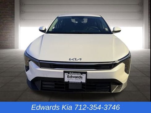 New 2026 Kia K4 LX image 5
