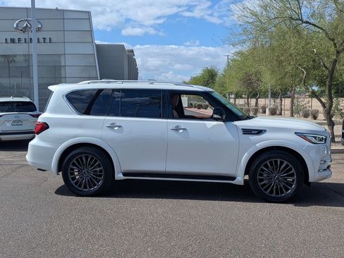 Certified 2024 INFINITI QX80 Sensory AWD/4WD image 7