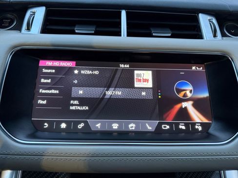 Used 2017 Land Rover Range Rover Sport SVR image 14