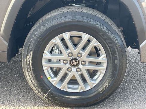 New 2026 Toyota Tundra SR5 image 9