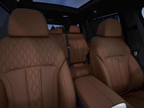 New 2026 BMW X7 M60i AWD/4WD image 38