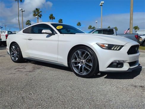 Used 2017 Ford Mustang Premium image 2