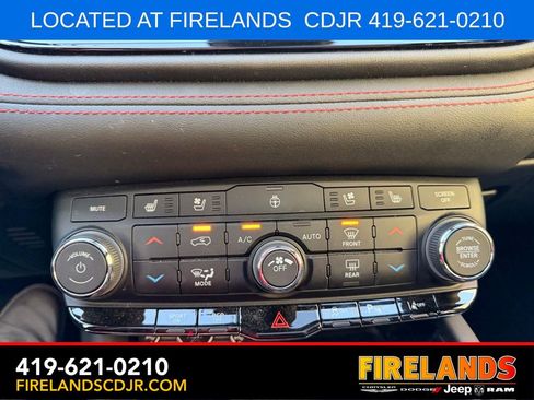 Used 2024 Dodge Durango R/T AWD/4WD image 31