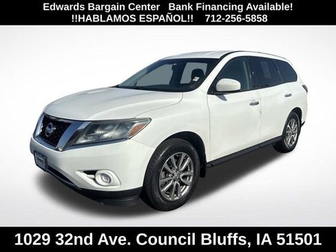 Used 2014 Nissan Pathfinder S AWD/4WD image 3