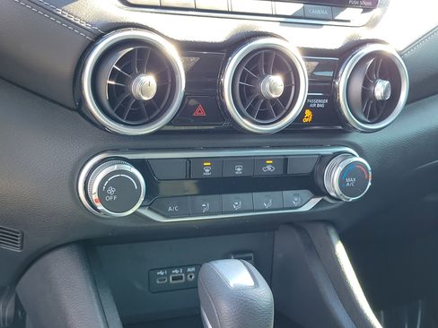 Used 2022 Nissan Sentra SV image 27