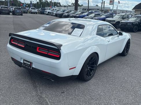 Used 2021 Dodge Challenger R/T Scat Pack RWD image 3
