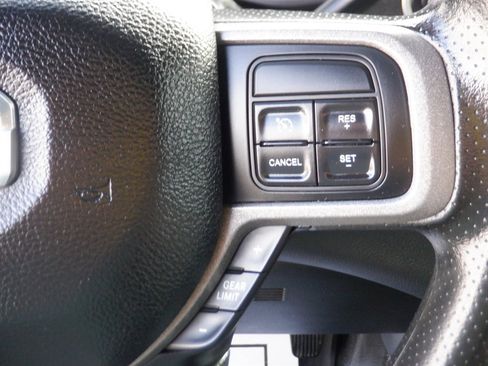 Used 2021 RAM 2500 Tradesman w/ Chrome Appearance Group image 21