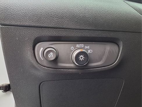 Used 2025 Buick Encore GX Preferred FWD image 18