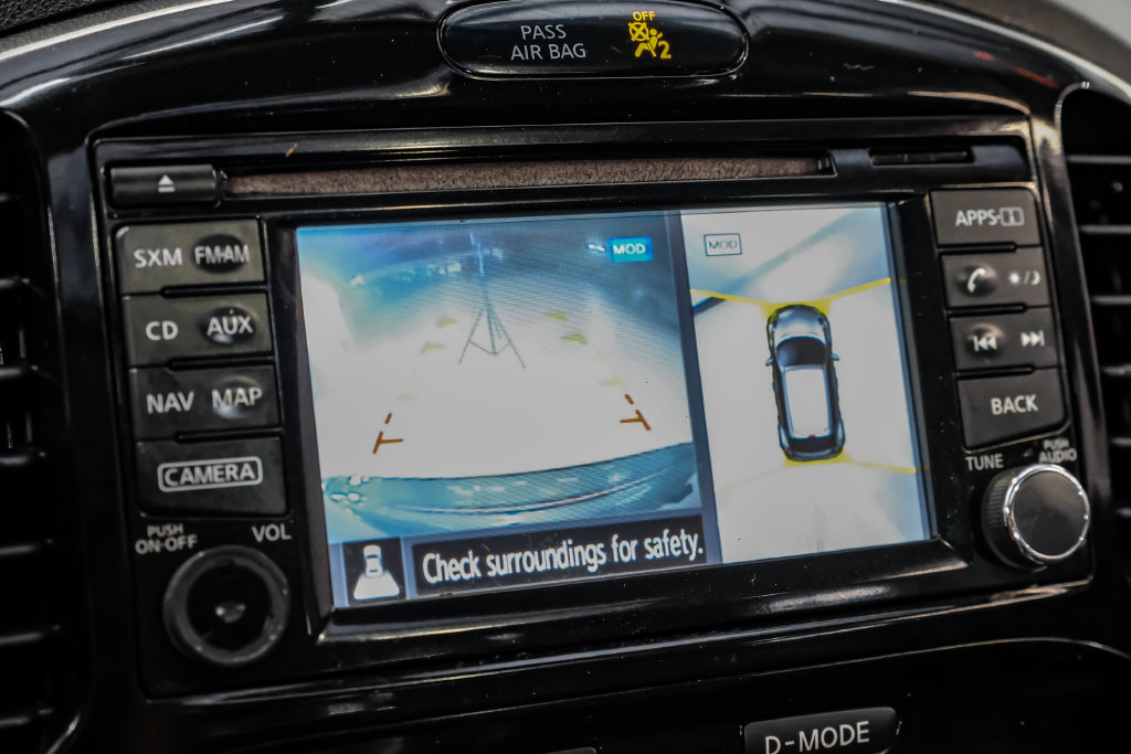 Used 2015 Nissan Juke SL AWD/4WD image 23