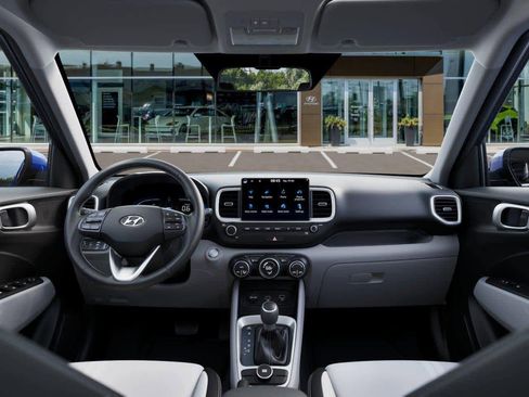 New 2025 Hyundai Venue SEL image 11