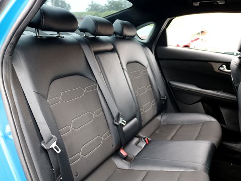 Used 2023 Kia Forte GT-Line image 32